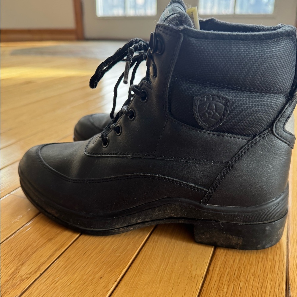 Ariat Women's Black Insulated Ankle Boots - Picture 4 of 4